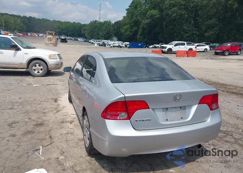 2008 Honda Civic Lx z USA, uszkodzony, nr VIN 1HGFA16578L007961